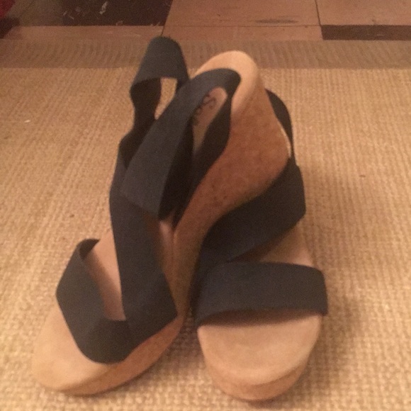 Shoes - Splendid brand  wedge Sandals